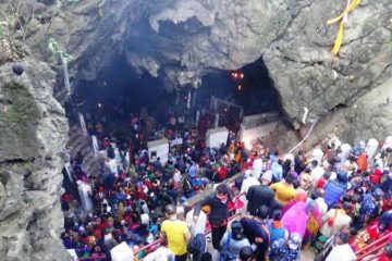 Halesi Maratika Cave Tour